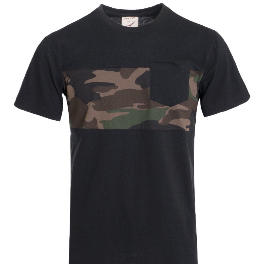 Men’s black camo shirt